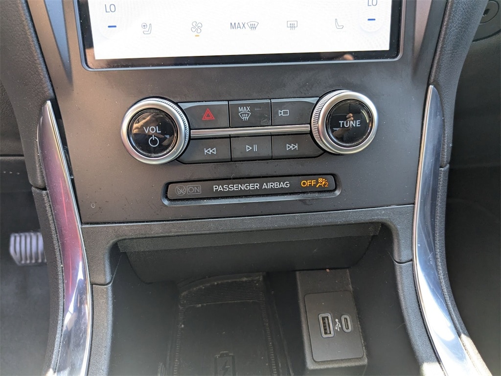 Thumbnail: 2024 Ford Edge - 22