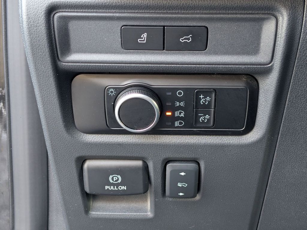 Thumbnail: 2024 Ford Expedition MAX - 21