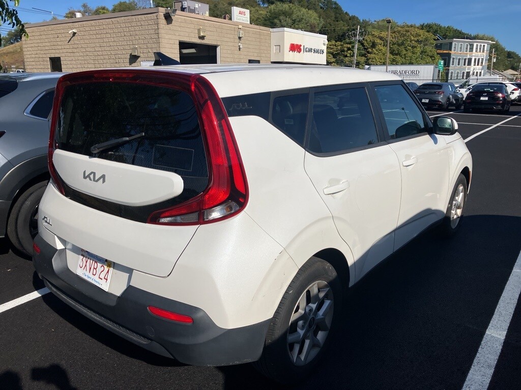 Thumbnail: 2022 Kia Soul - 3