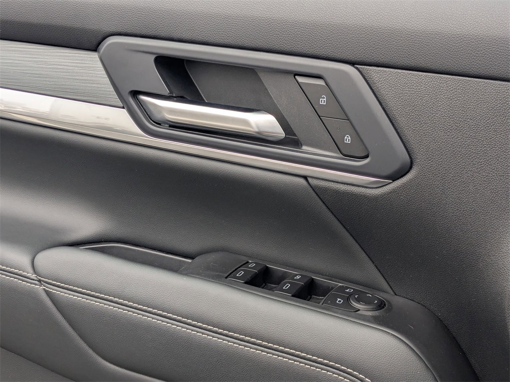 Thumbnail: 2025 GMC Terrain - 14