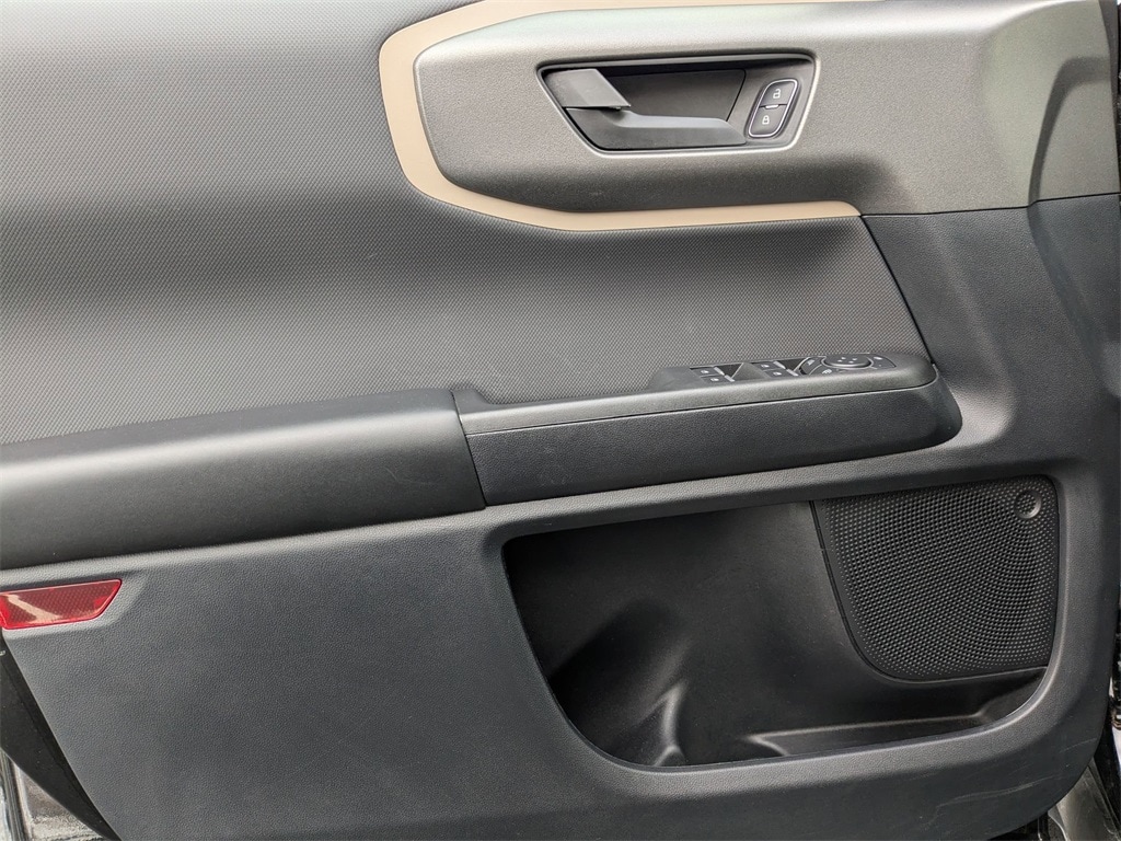 Thumbnail: 2025 Ford Bronco Sport - 13