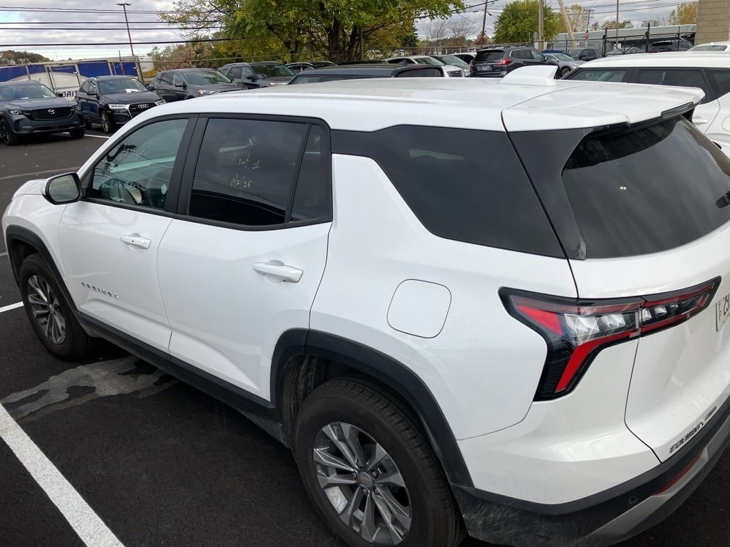 Thumbnail: 2025 Chevrolet Equinox - 4