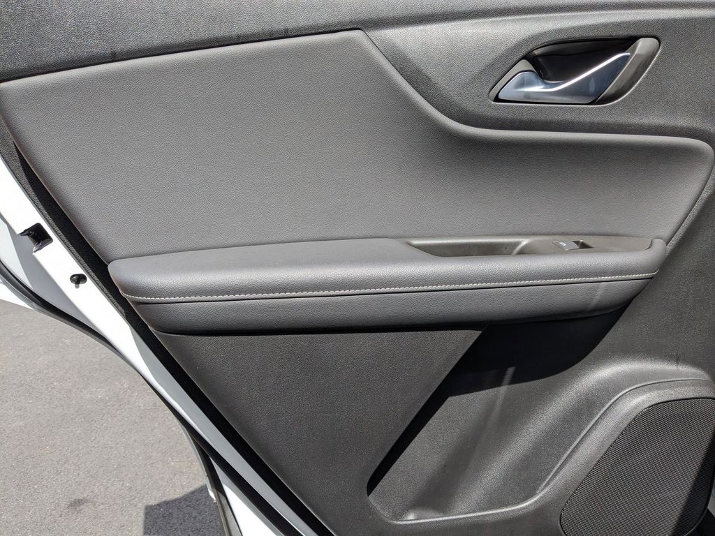 Thumbnail: 2025 Chevrolet Blazer - 26