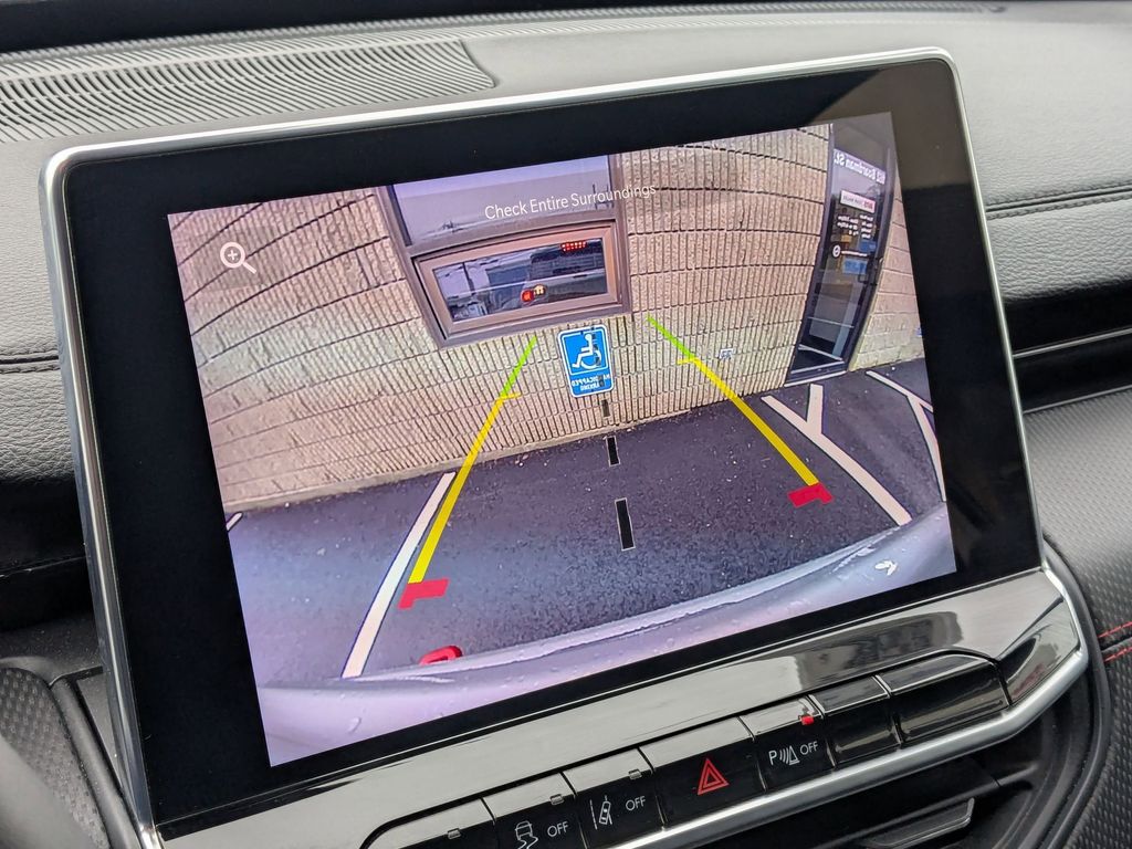 Thumbnail: 2025 Jeep Compass - 20