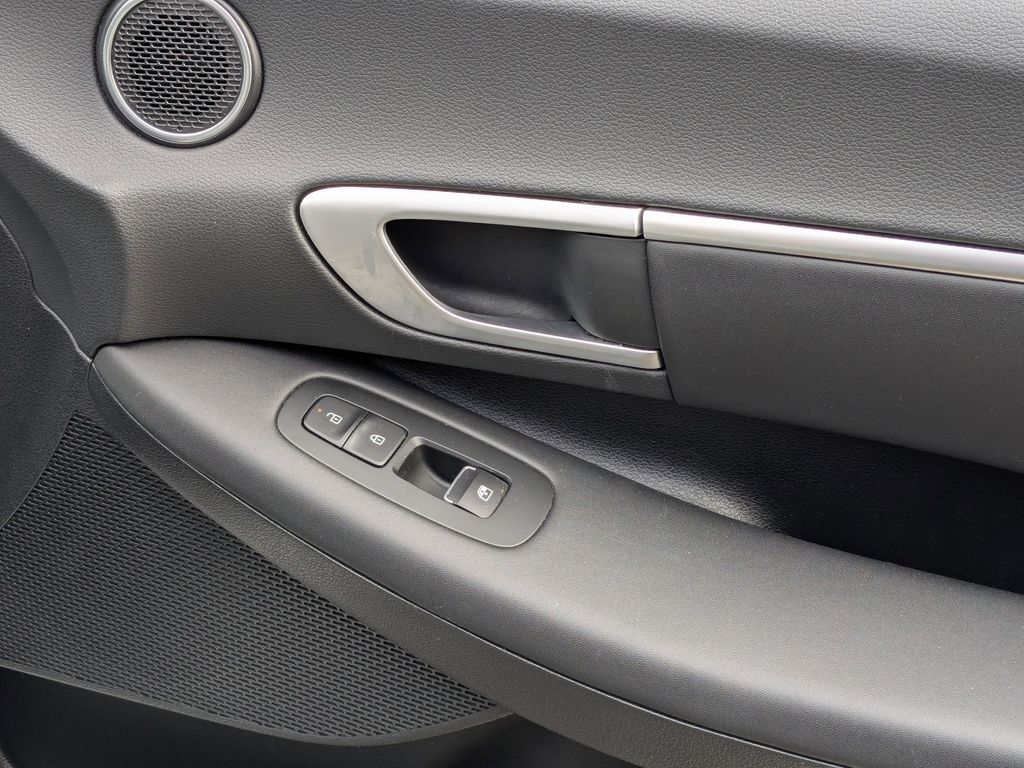 Thumbnail: 2025 Hyundai Sonata - 31