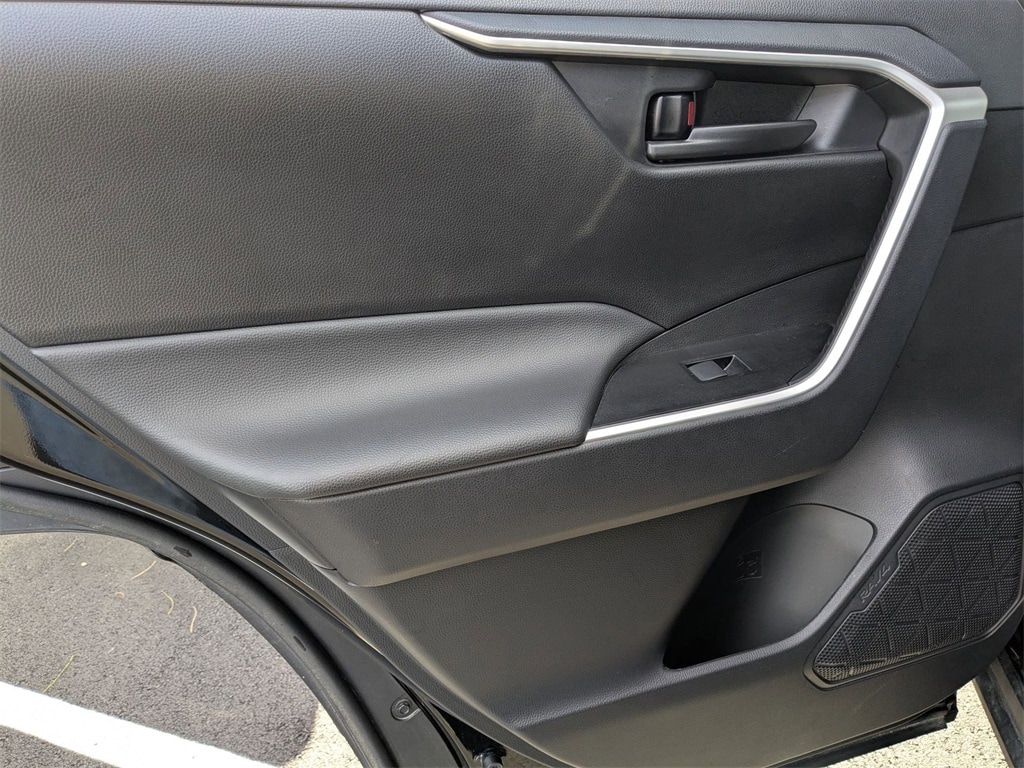 Thumbnail: 2025 Toyota RAV4 - 29