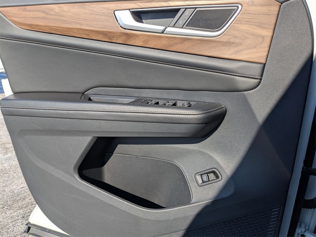 Thumbnail: 2024 Volkswagen Atlas - 13