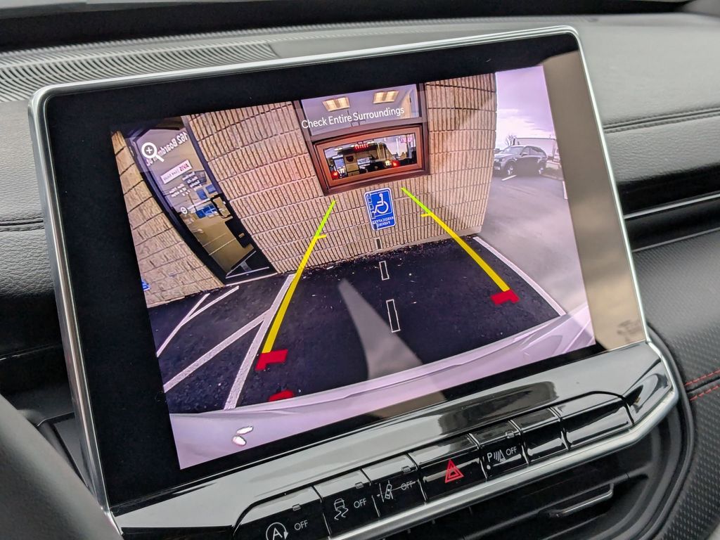 Thumbnail: 2025 Jeep Compass - 21