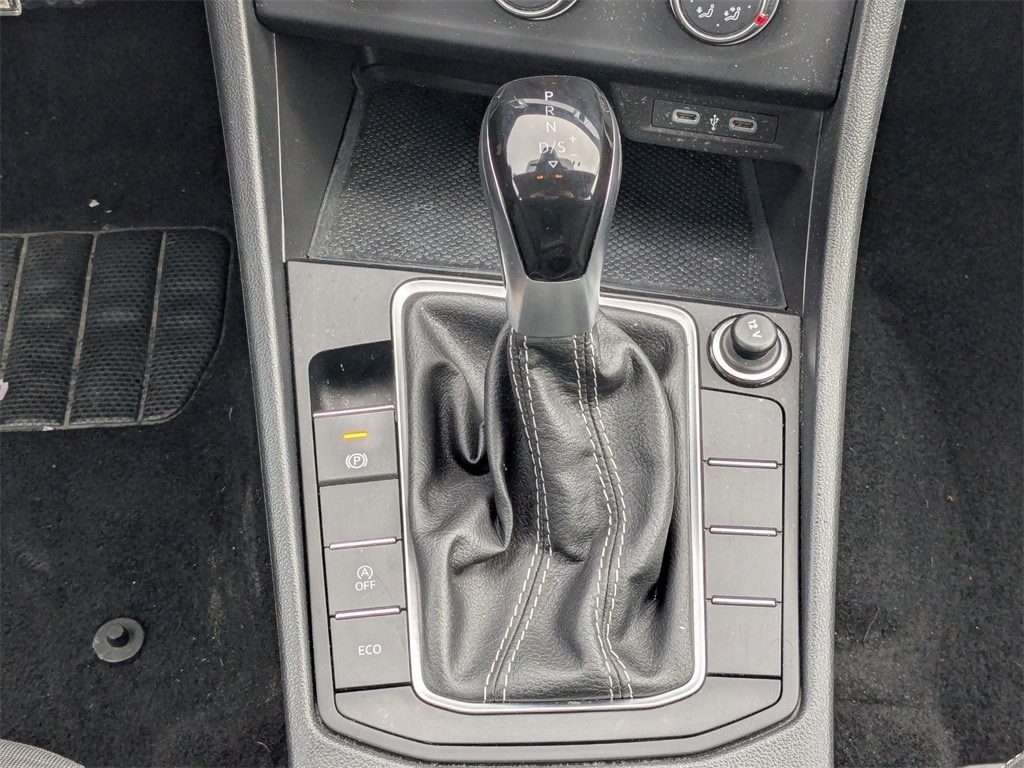 Thumbnail: 2024 Volkswagen Jetta - 25