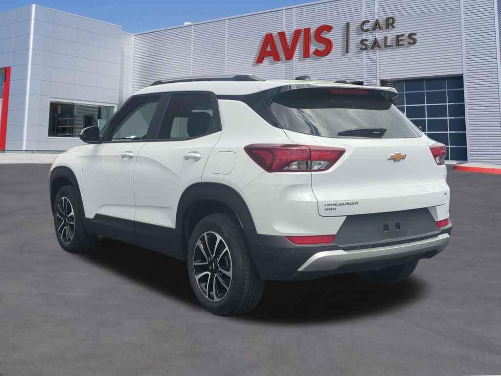 Thumbnail: 2025 Chevrolet TrailBlazer - 10