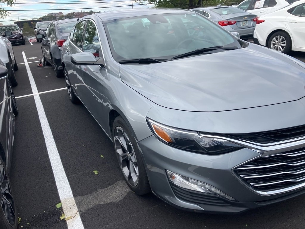 Thumbnail: 2023 Chevrolet Malibu - 2