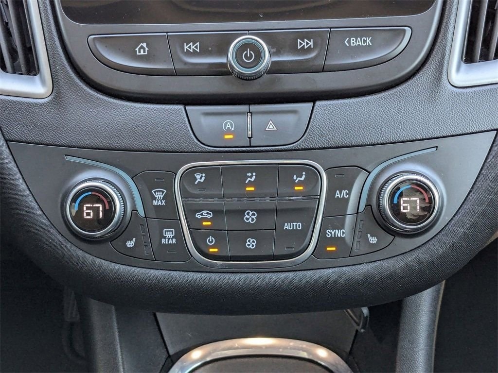 Thumbnail: 2023 Chevrolet Malibu - 29