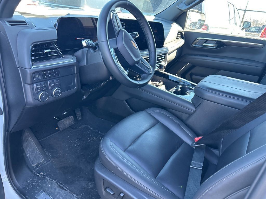 Thumbnail: 2025 Chevrolet Tahoe - 7