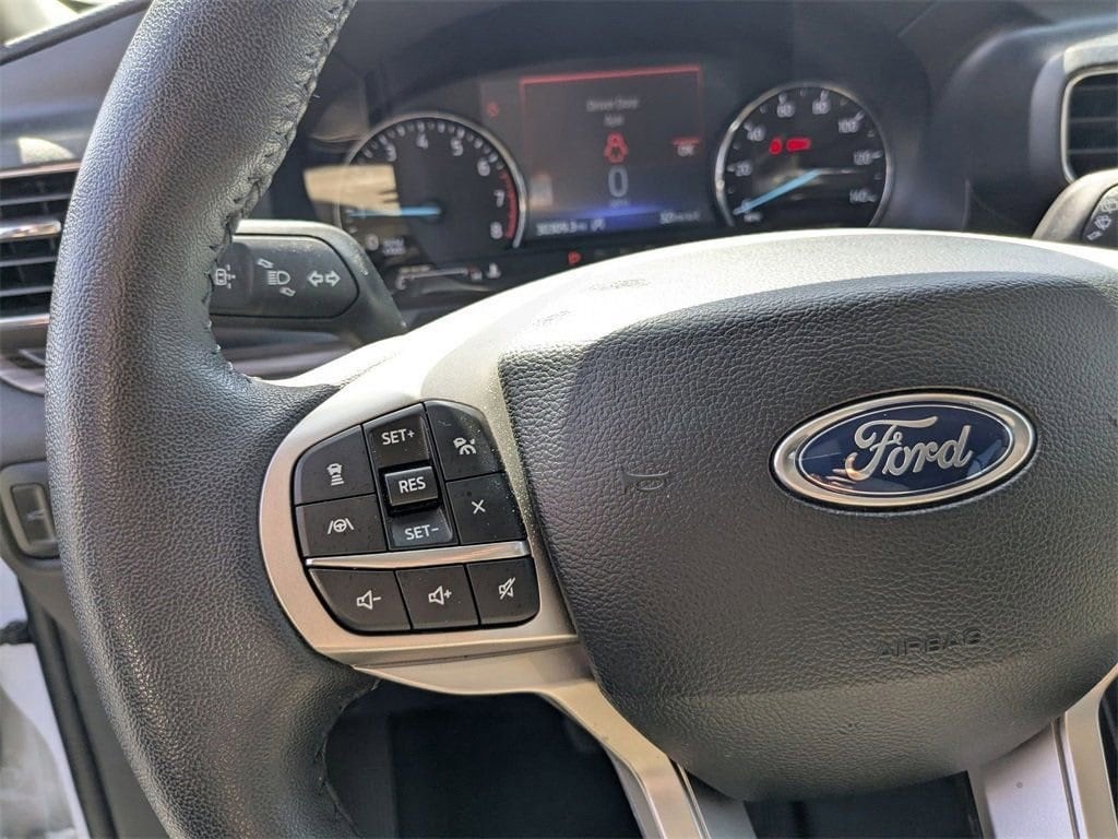Thumbnail: 2023 Ford Explorer - 22