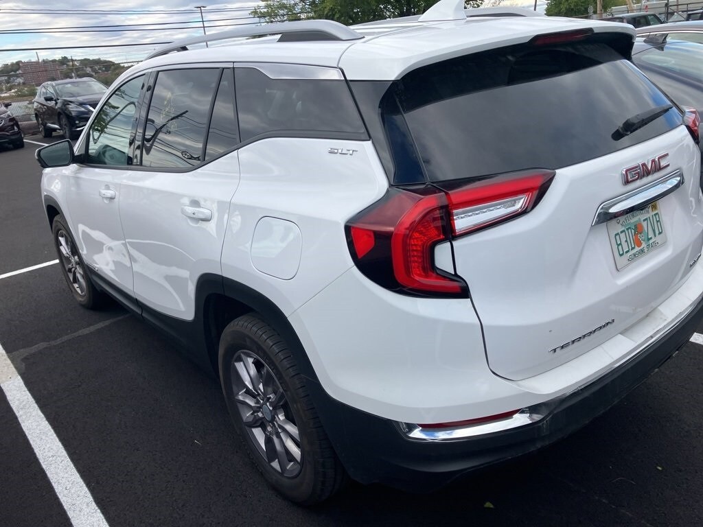 2024 Gmc Terrain SLT photo 3