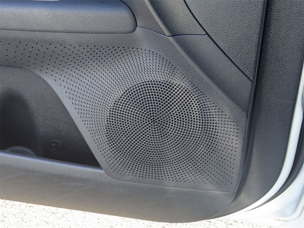 Thumbnail: 2024 Kia Forte - 13