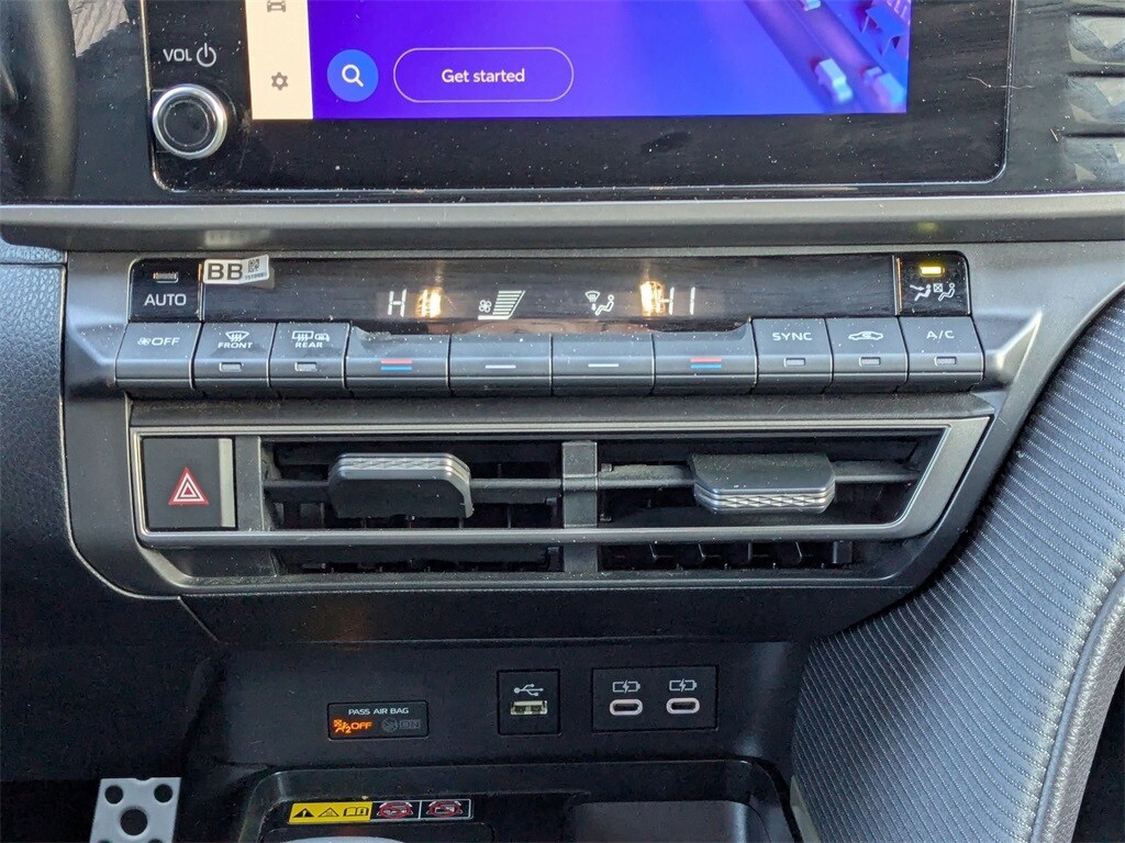 Thumbnail: 2025 Toyota Camry - 25