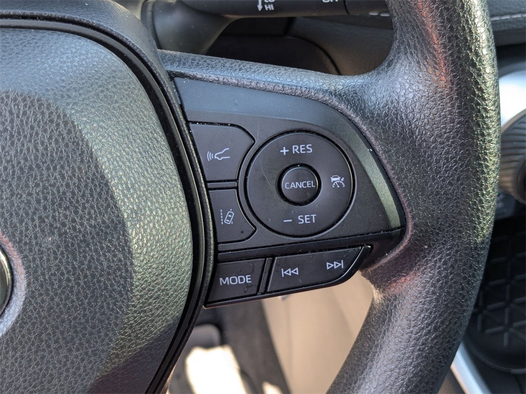 Thumbnail: 2024 Toyota RAV4 - 18