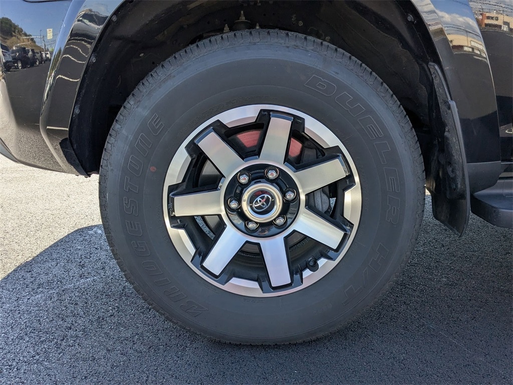 Thumbnail: 2024 Toyota 4Runner - 11