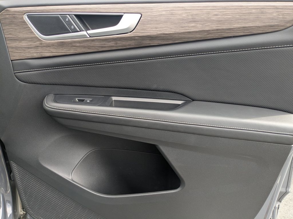 Thumbnail: 2025 Volkswagen Atlas - 32