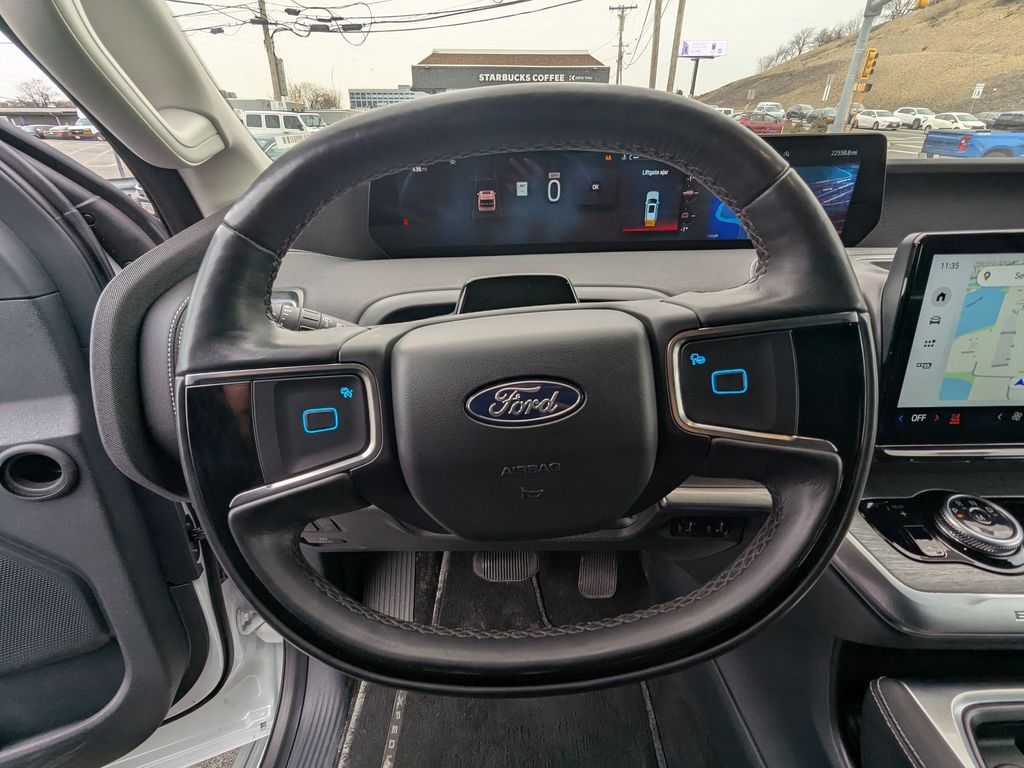 Thumbnail: 2025 Ford Expedition MAX - 17