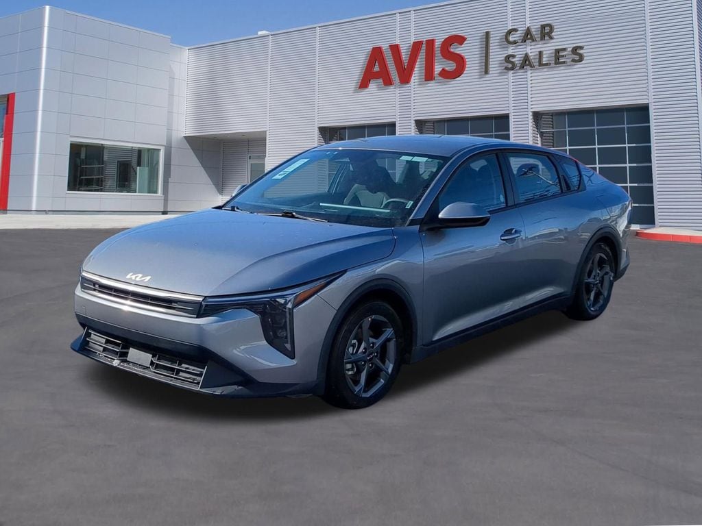 Thumbnail: 2025 Kia K4 - 1