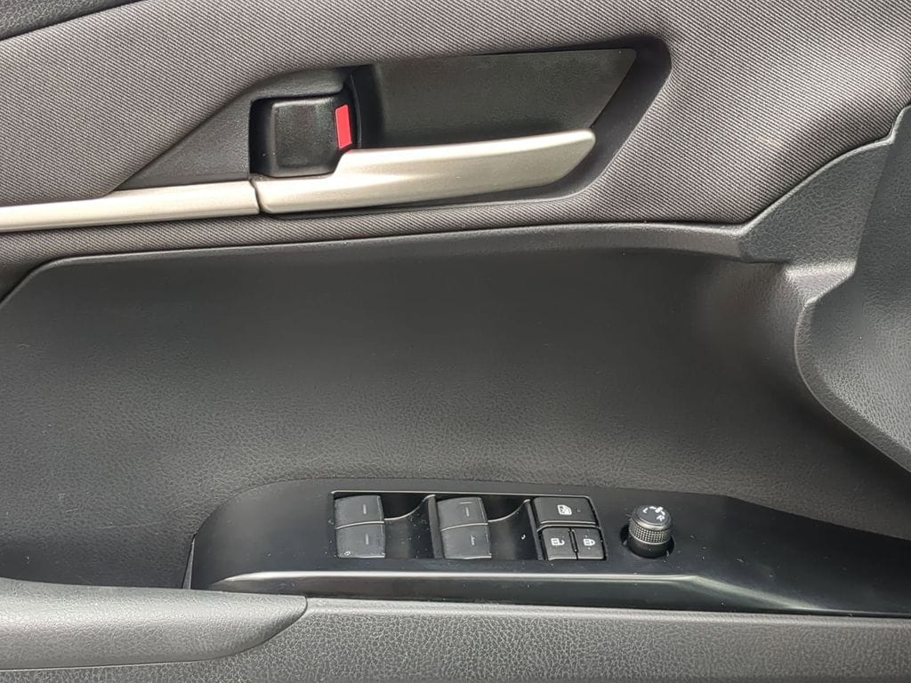 Thumbnail: 2025 Toyota Camry - 13