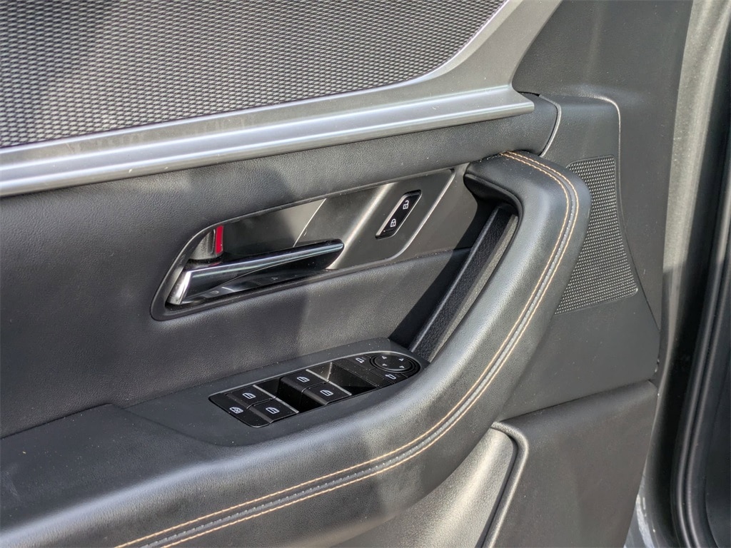 Thumbnail: 2024 Mazda CX-90 - 3