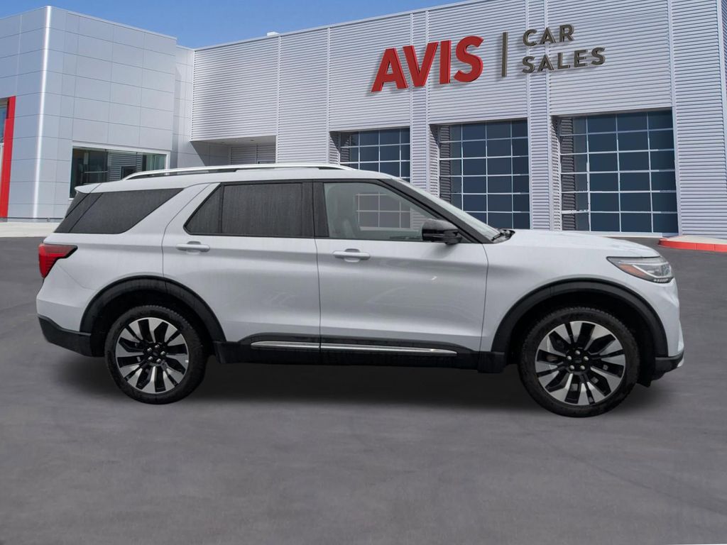 Thumbnail: 2025 Ford Explorer - 5