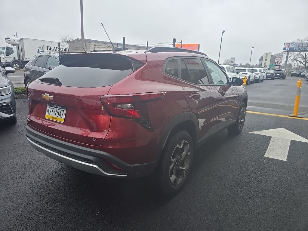 Certified 2025 Chevrolet Trax LT SUV