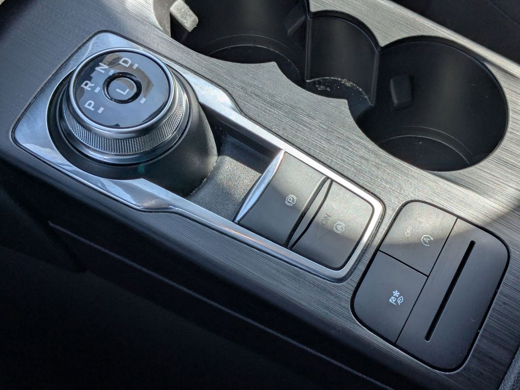 Thumbnail: 2025 Ford Escape - 22