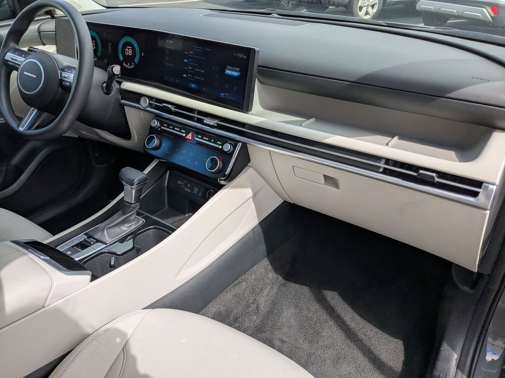 Thumbnail: 2025 Hyundai Tucson - 32