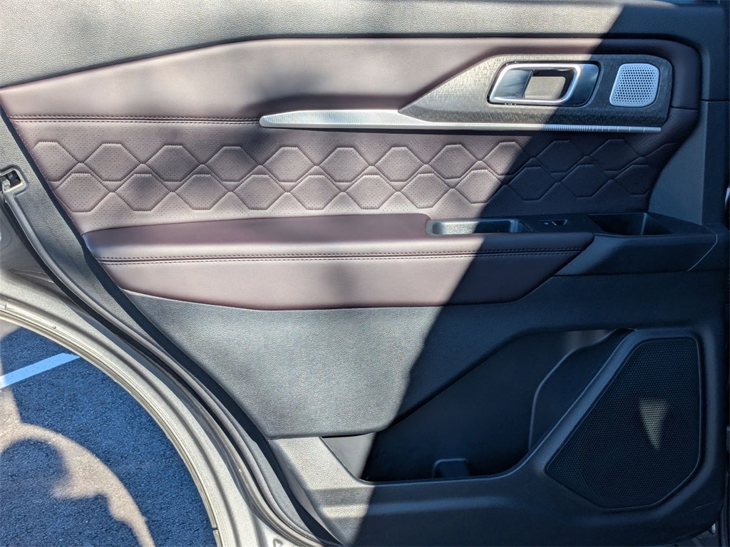 Thumbnail: 2025 Ford Explorer - 28