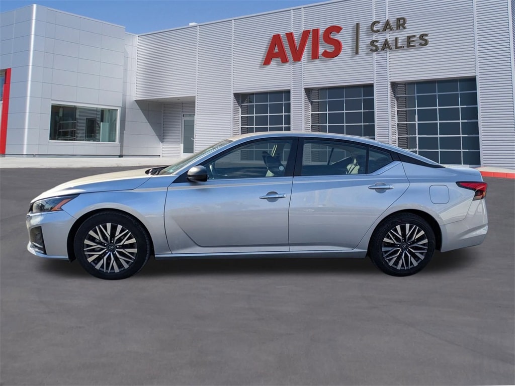 Thumbnail: 2024 Nissan Altima - 2