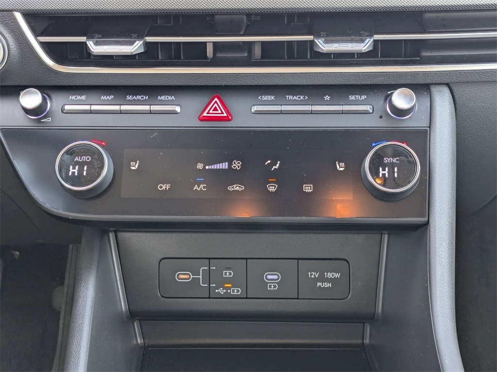 Thumbnail: 2025 Hyundai Sonata - 25