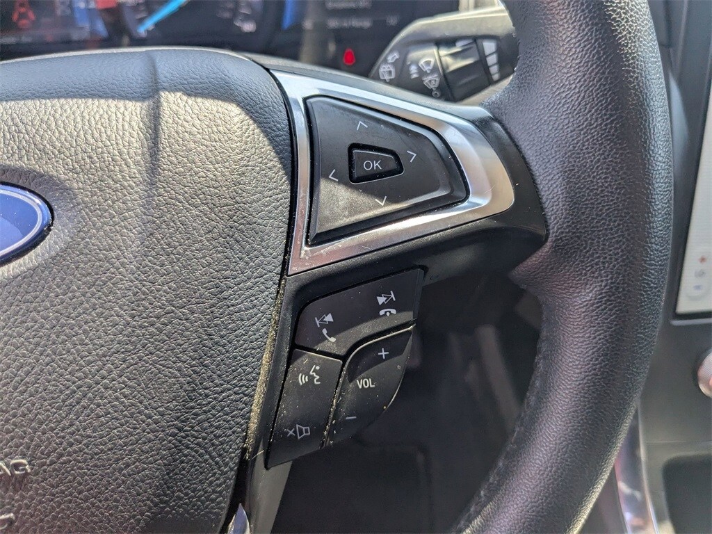 Thumbnail: 2024 Ford Edge - 17