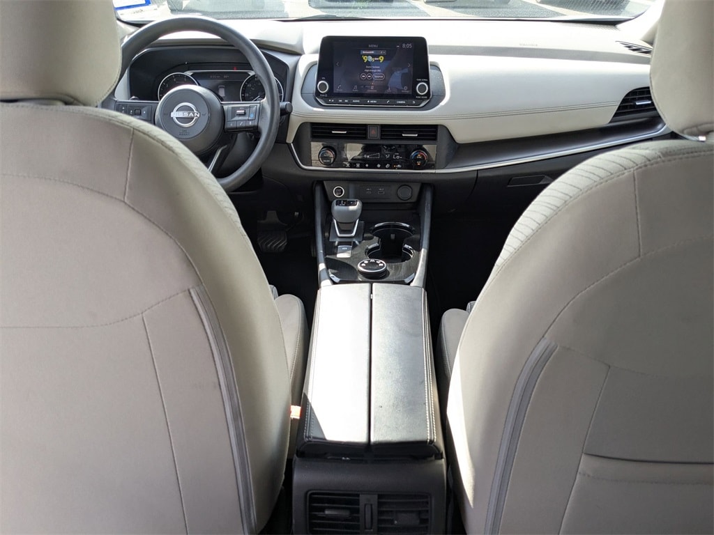 2023 Nissan Rogue SV 30