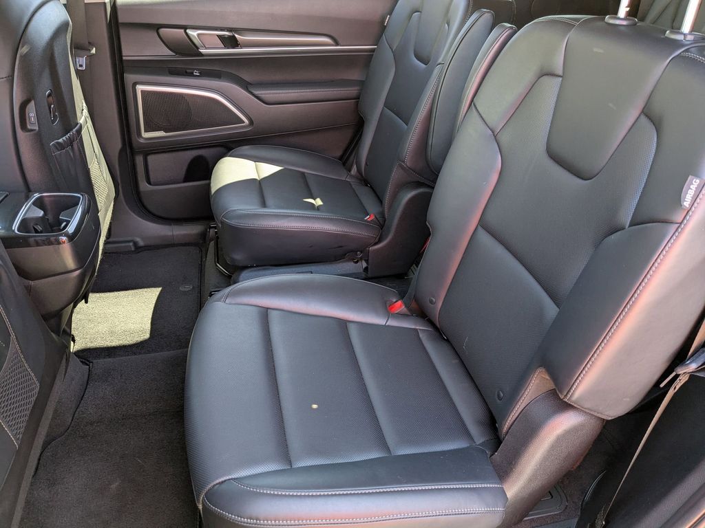 Thumbnail: 2025 Kia Telluride - 27