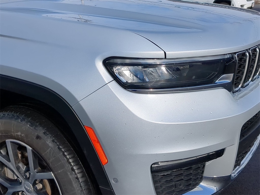 Thumbnail: 2024 Jeep Grand Cherokee L - 11