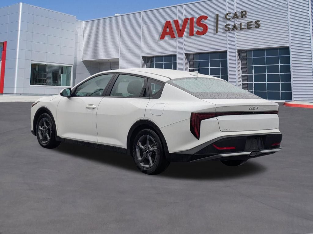 Thumbnail: 2025 Kia K4 - 3