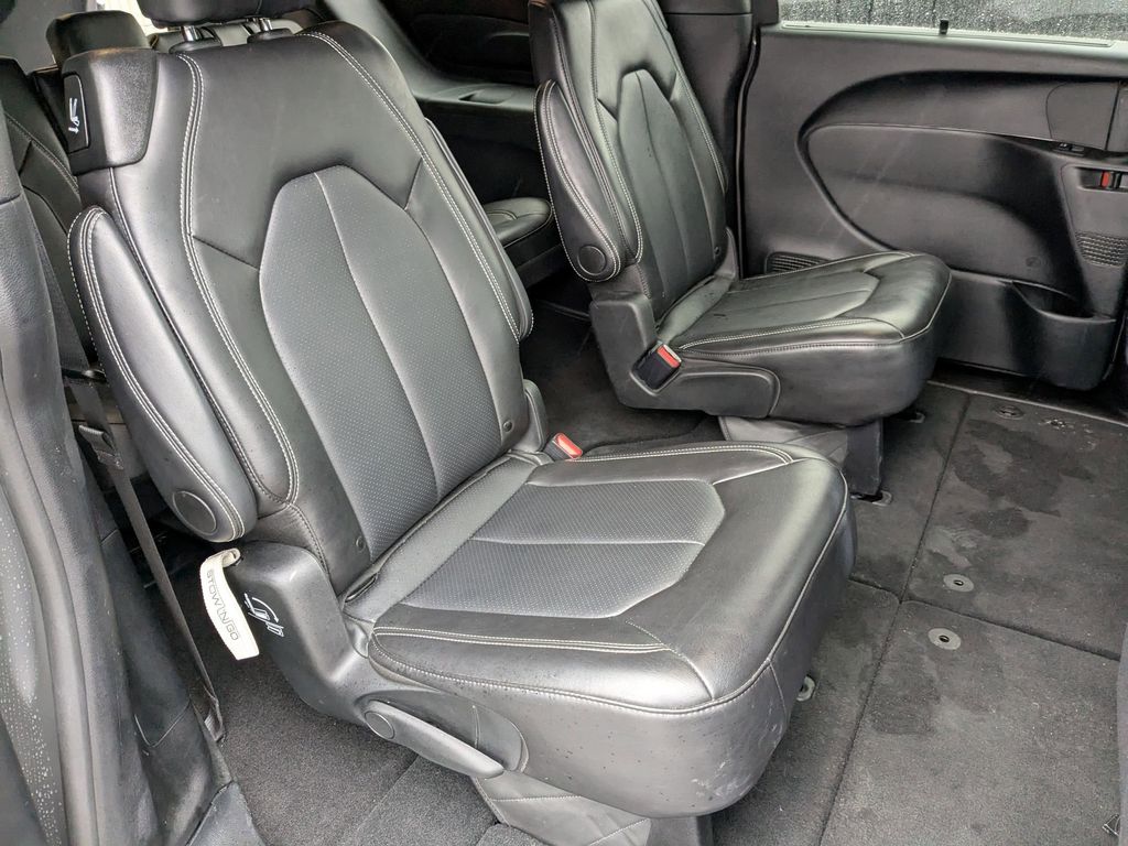 Thumbnail: 2025 Chrysler Pacifica - 31