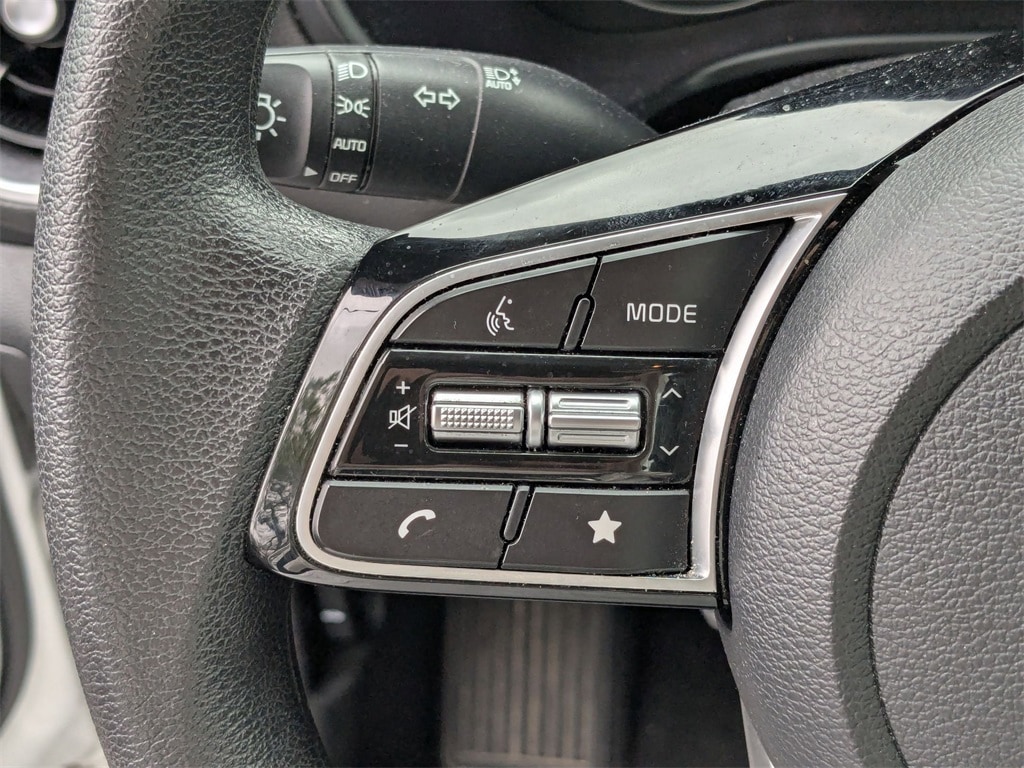 Thumbnail: 2024 Kia Forte - 16