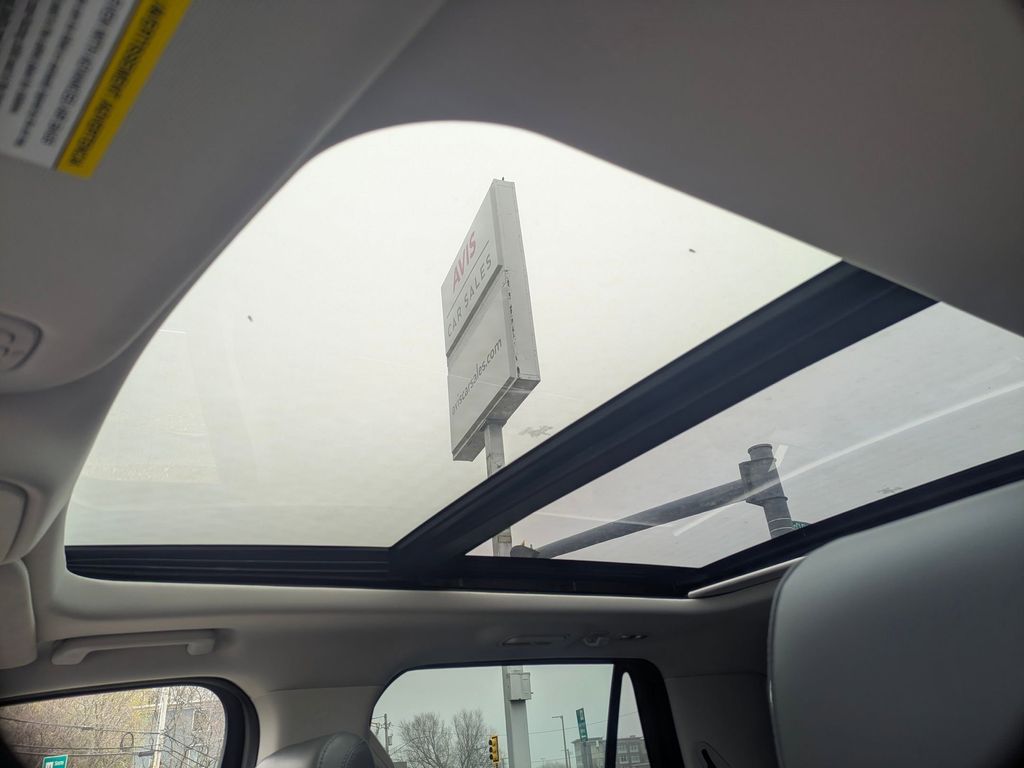 Thumbnail: 2025 Ford Expedition - 33