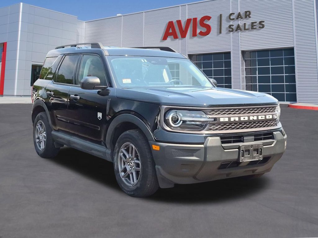 Thumbnail: 2025 Ford Bronco Sport - 3