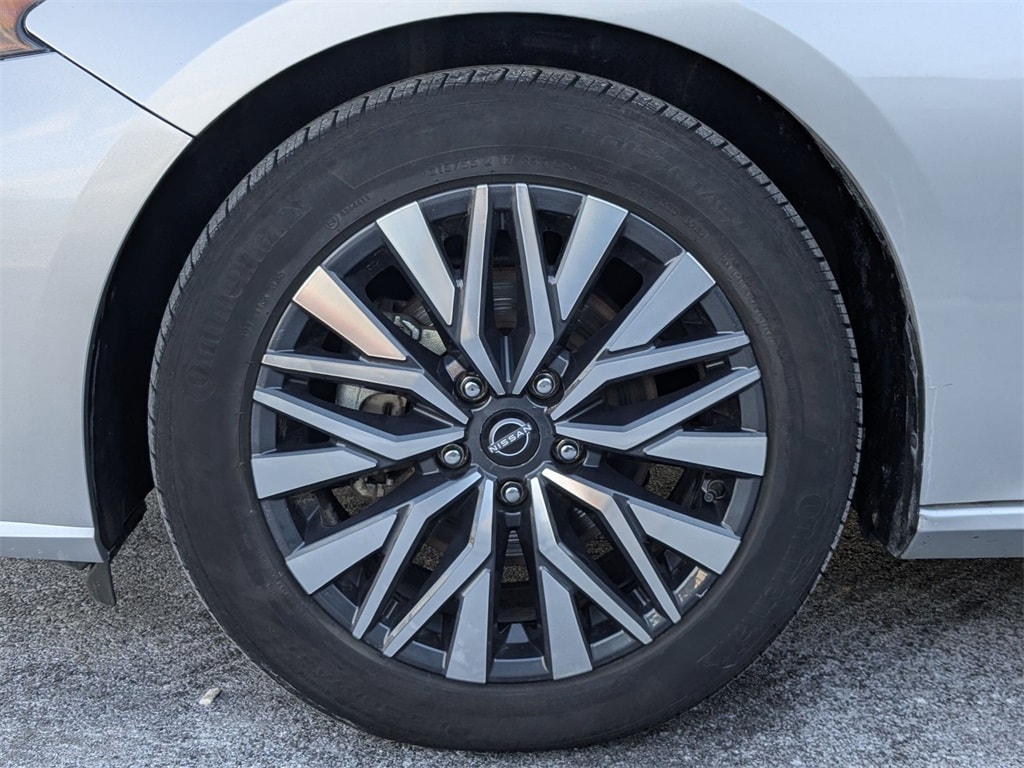 Thumbnail: 2024 Nissan Altima - 11