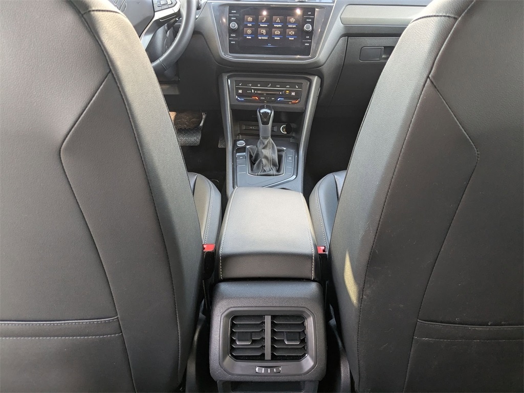 Thumbnail: 2024 Volkswagen Tiguan - 31