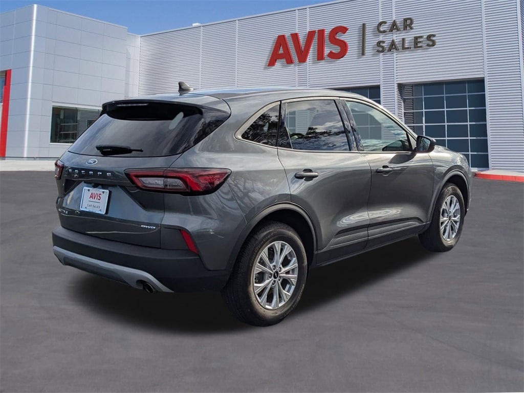 Thumbnail: 2025 Ford Escape - 7