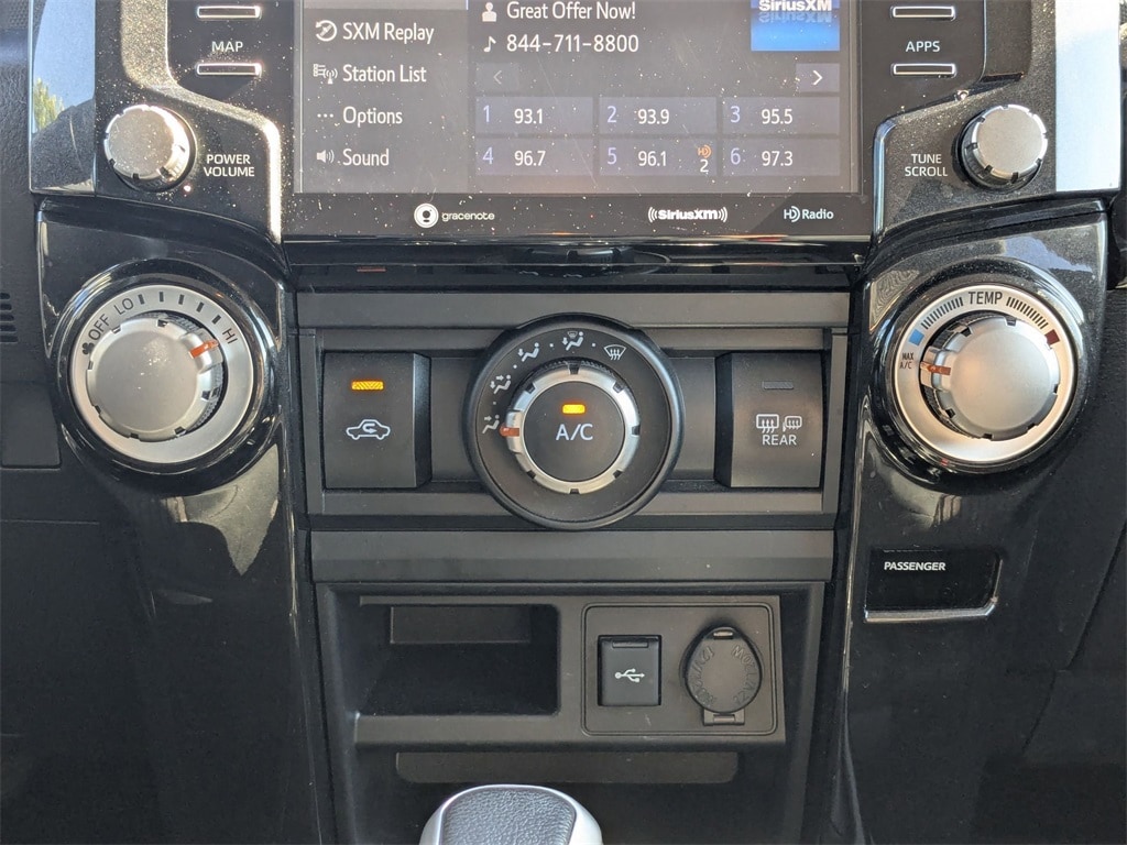 Thumbnail: 2024 Toyota 4Runner - 25
