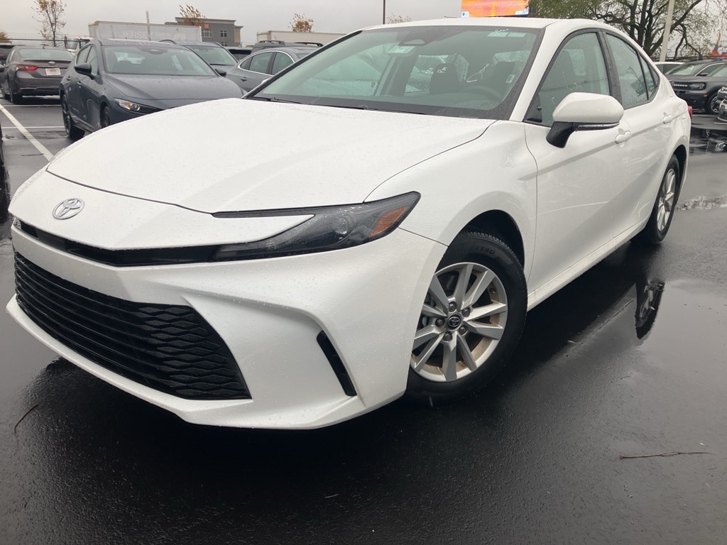 Thumbnail: 2025 Toyota Camry - 1
