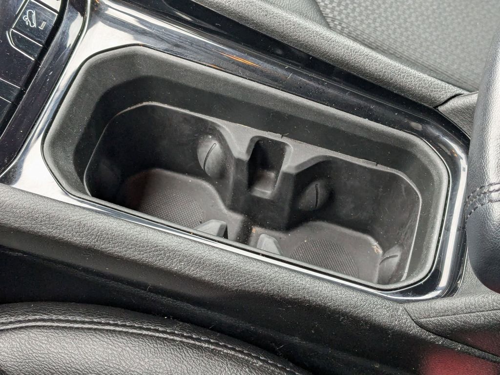 Thumbnail: 2025 Jeep Compass - 22